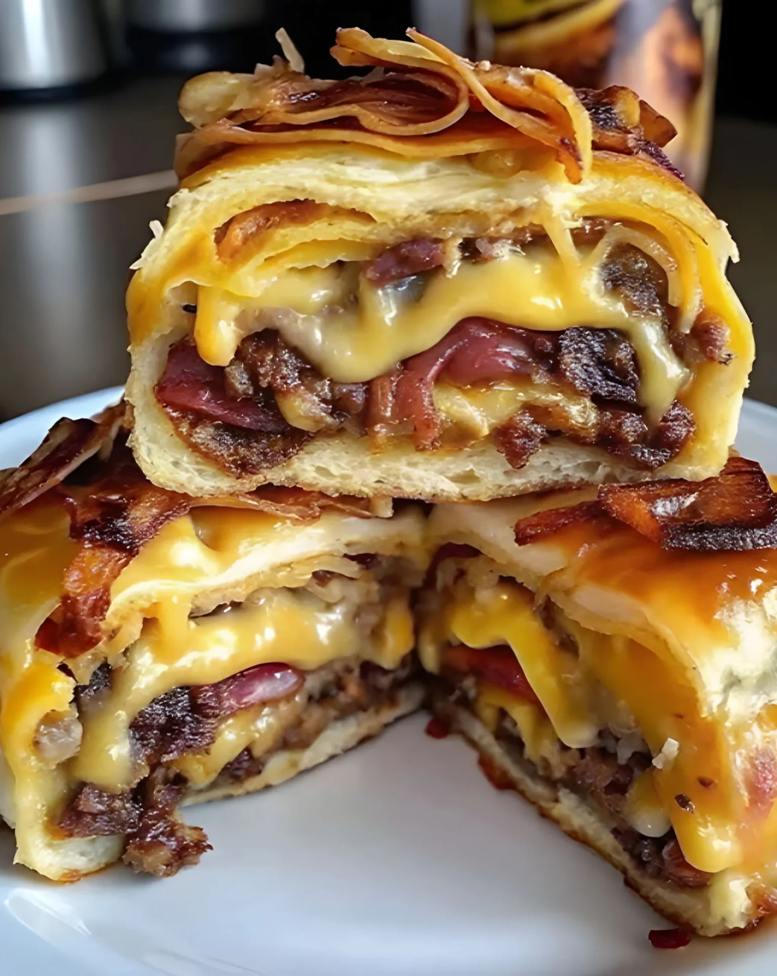 GarlicButterBaconCheeseburgerRollupsTheUltimateCheesySnack-scaled